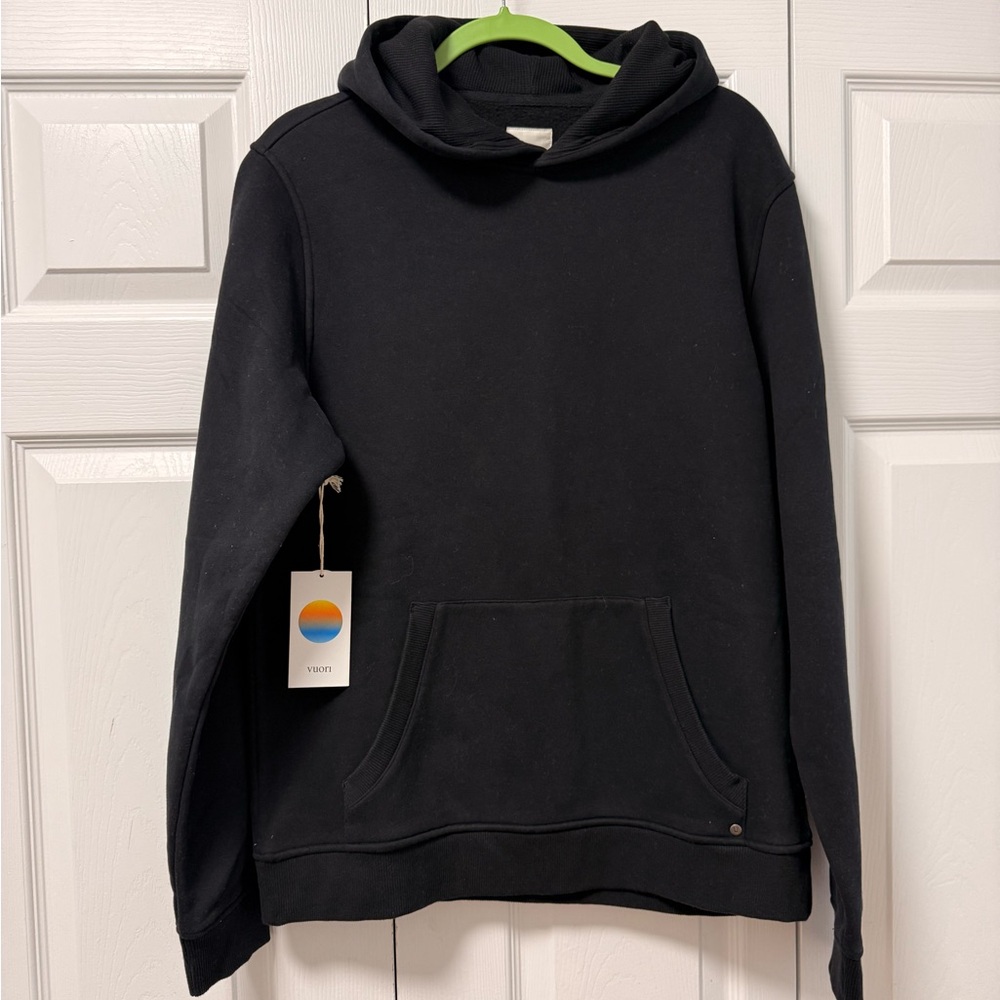 Vuori Black Hoodie Sweater